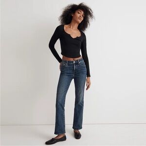 BOGO! Madewell Mid-Rise Kick Out Jeans Arlen Wash Denim Size 28